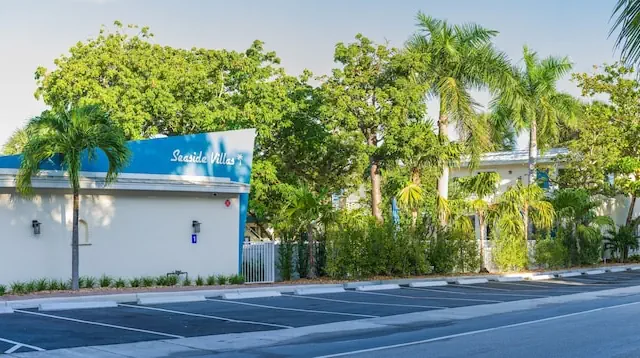 Photo 1 - Seaside Villas