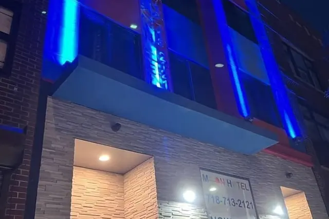 Photo 1 - Moon Hotel Brooklyn