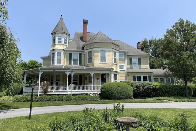 Photo 1 - The Oaks Victorian Inn