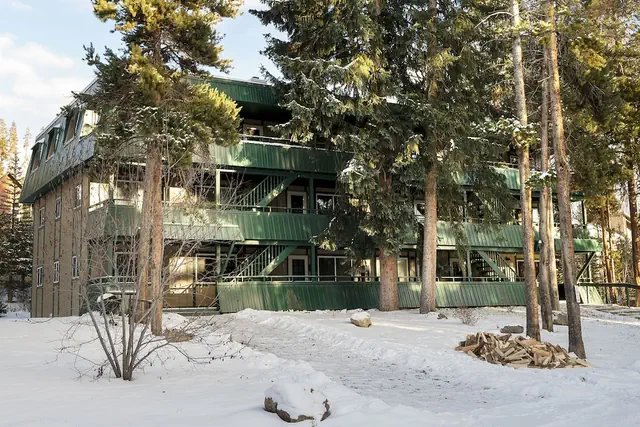 Photo 1 - Hi Country Haus - 10-18... 2 Bedroom Condo by RedAwning