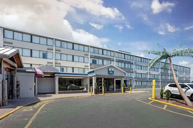 Photo 1 - Best Western New Brunswick - East Brunswick