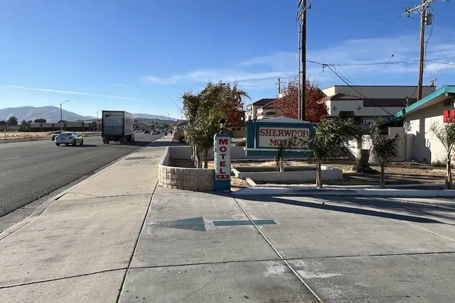 Photo 1 - Sherwood Motel