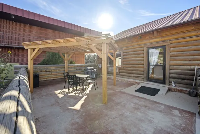 Photo 1 - Ponderosa Inn