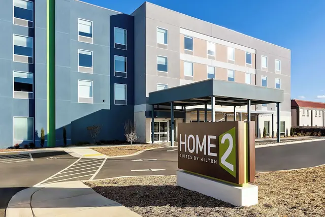 Photo 1 - Home2 Suites By Hilton Hendersonville