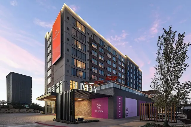Photo 1 - Lively Hotel On Oak Oklahoma City, Tapestry By Hilton