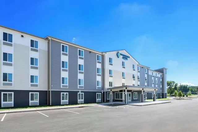 Photo 1 - Woodspring Suites Huntsville - Research Park