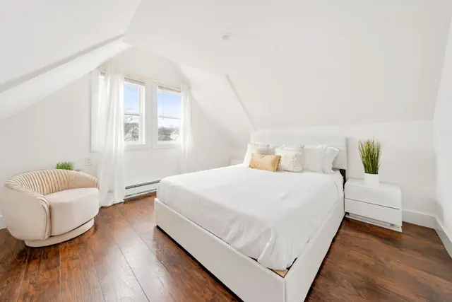 Photo 1 - NY Luxury Apt Free Parking in PRIME Area
