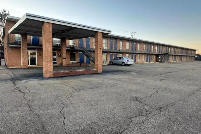 Photo 1 - Express Inn New Albany Near Tupelo I 22