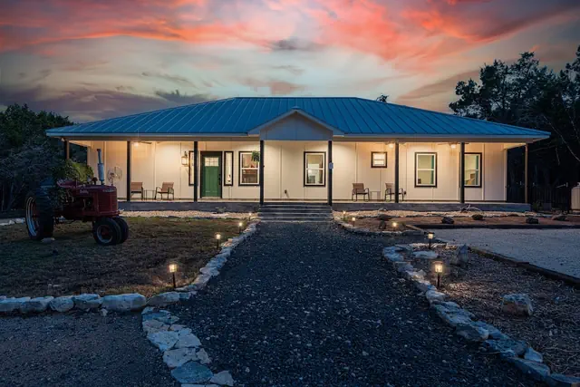 Photo 1 - Family/event Retreat Sleeps 28 Amenities Galore