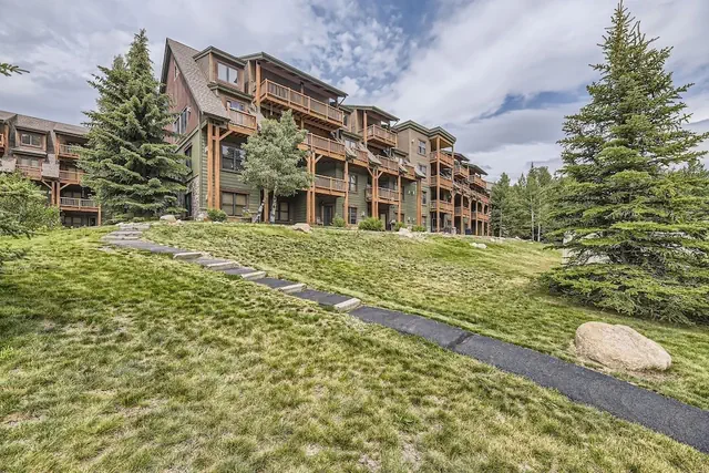 Photo 1 - 2652 Tenderfoot Lodge 3 Bedroom Condo by RedAwning