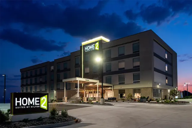 Photo 1 - Home2 Suites By Hilton Effingham