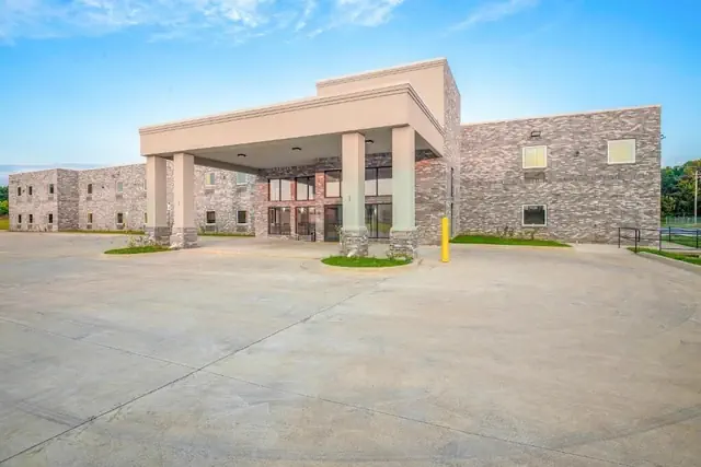 Photo 1 - Red Lion Inn & Suites Adairsville