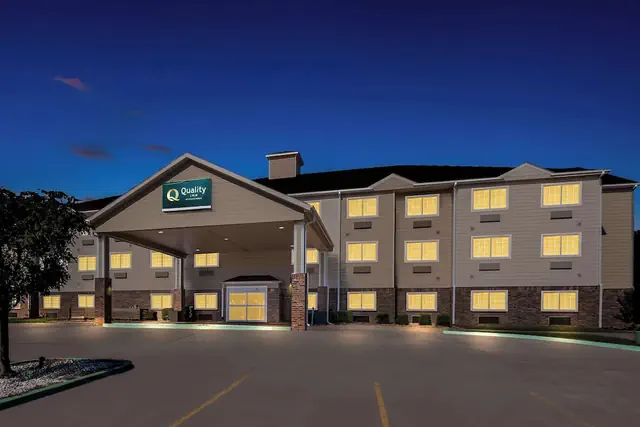 Photo 1 - Quality Inn Blackwell I-35