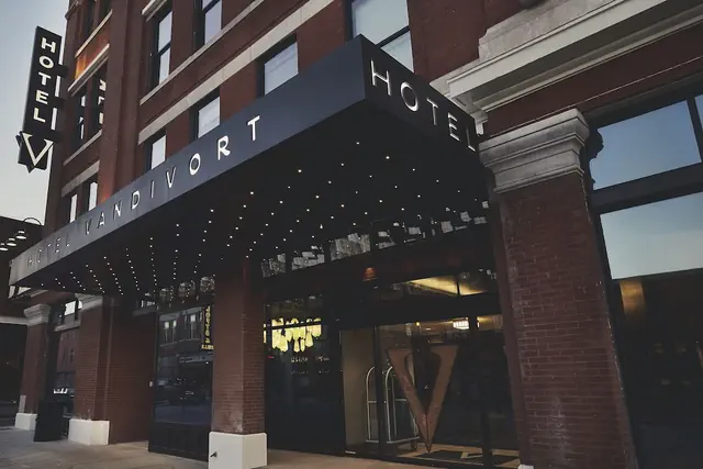 Photo 1 - Hotel Vandivort