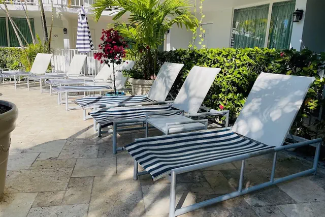 Photo 1 - Ocean Mile Hotel