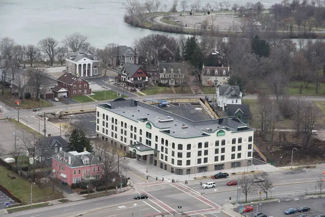 Photo 1 - Wingate By Wyndham Niagara Falls