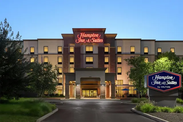 Photo 1 - Hampton Inn & Suites Pittsburgh/Harmarville