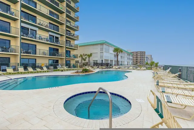 Photo 1 - Ocean Views Pool Hot Tub Seahorse Suite 907