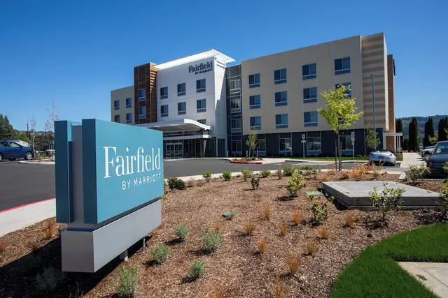 Photo 1 - Fairfield By Marriott Inn & Suites Portland Newberg