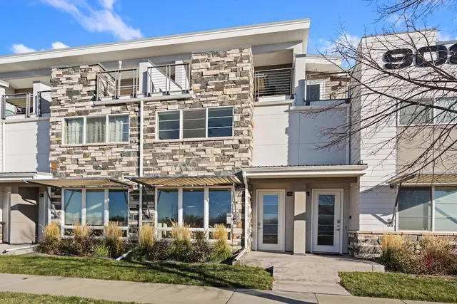 Photo 1 - Mountain View Home w/ King Beds & Rooftop Deck