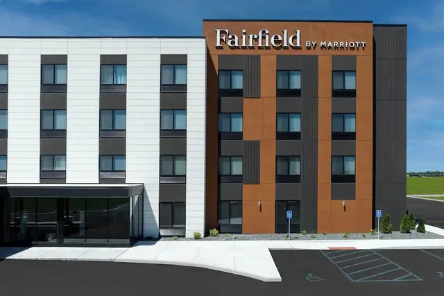 Photo 1 - Fairfield Inn & Suites by Marriott Sikeston