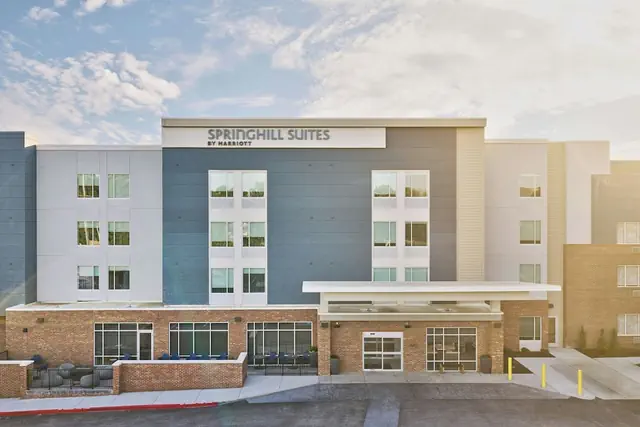 Photo 1 - SpringHill Suites by Marriott St. Louis Chesterfield