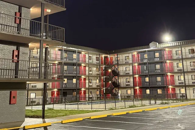 Photo 1 - Ramada By Wyndham Kenner/New Orleans Airport South