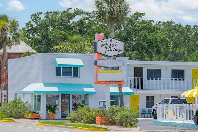Photo 1 - Royal Palms Motel