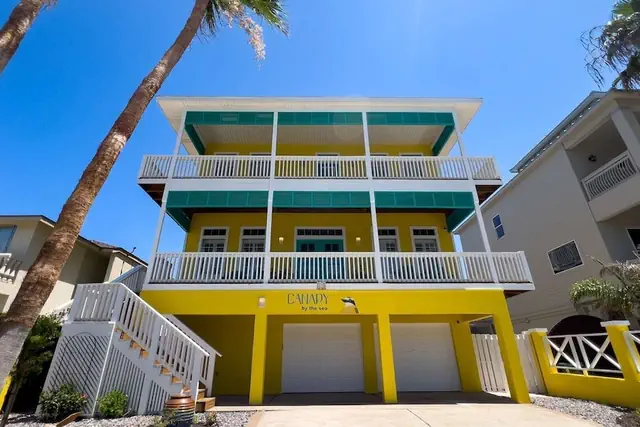 Photo 1 - 121 Snapper By The Sea 4 Bedroom Home