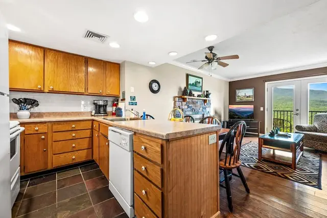 Photo 1 - Sleeps 6 Full Kitchen Indoor Pool Mountains Views