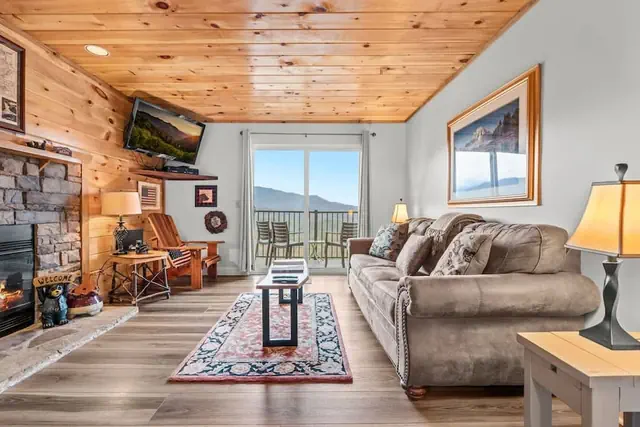 Photo 1 - Indoor Pool Sleeps 7 Mountain Views Playground