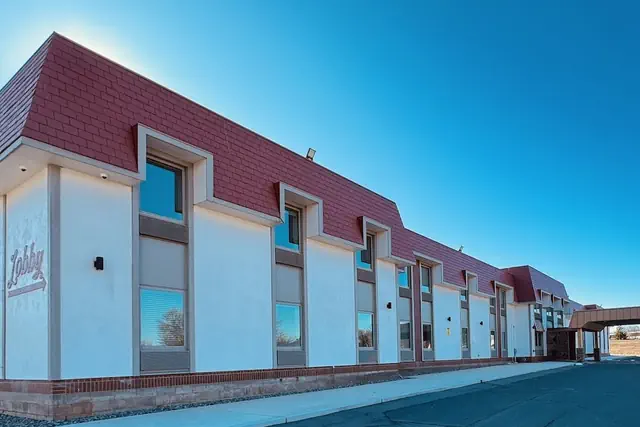 Photo 1 - Red Rock Hotel & Suites