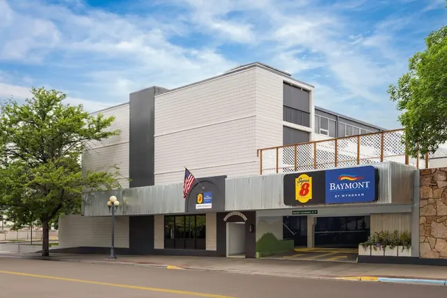 Photo 1 - Super 8 By Wyndham Great Falls City Center