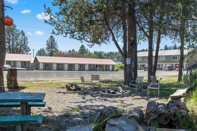 Photo 1 - Birch Glen Hotel