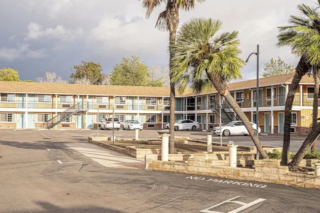 Photo 1 - Villa Motel