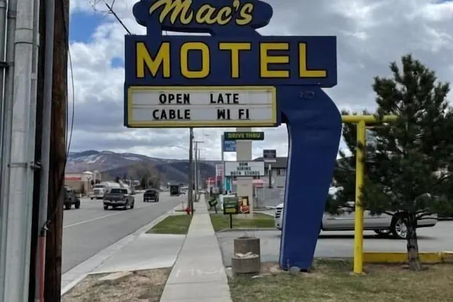 Photo 1 - Mac's Motel