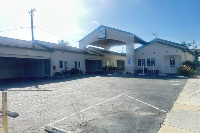 Photo 1 - ROYAL INN