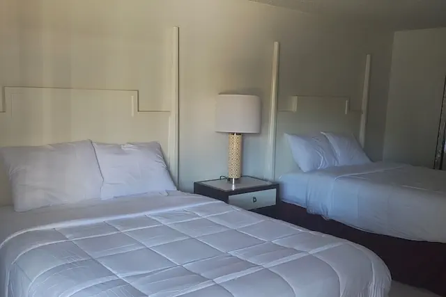 Photo 1 - Super Inn Motel