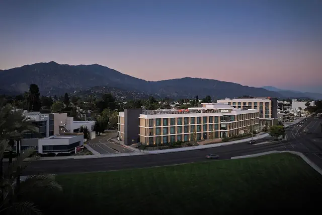Photo 1 - Hilton Arcadia Los Angeles