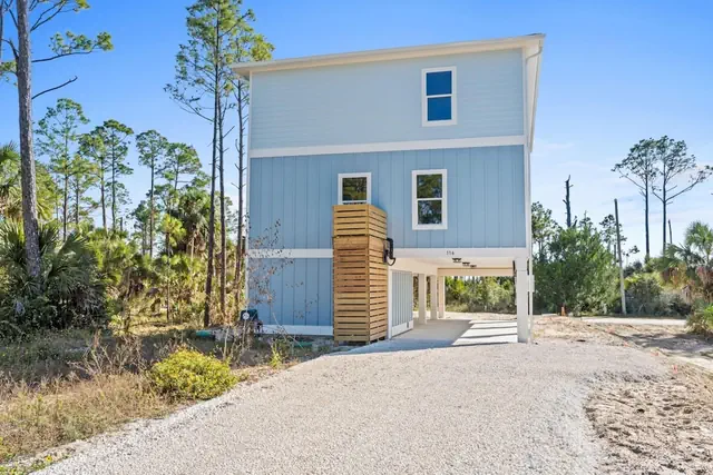 Photo 1 - Beach House - Cottage at Indian Summer