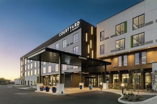 Photo 1 - Courtyard by Marriott Lewiston