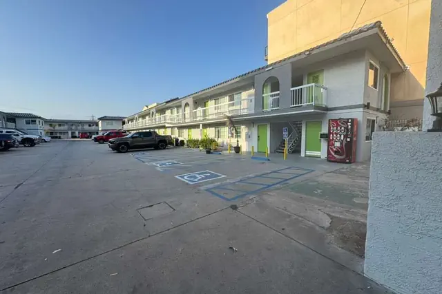Photo 1 - Palm Motel - Rosemead