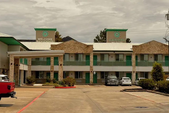 Photo 1 - Garden Inn Express