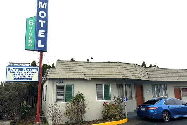 Photo 1 - 6 Rivers Motel Fortuna near Hwy 101