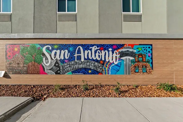 Photo 1 - Everhome Suites San Antonio Lackland near SeaWorld by Choice Hotels