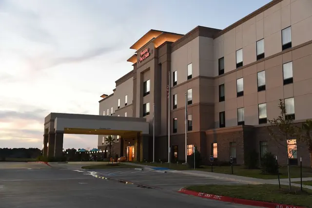 Photo 1 - Hampton Inn & Suites Huntsville