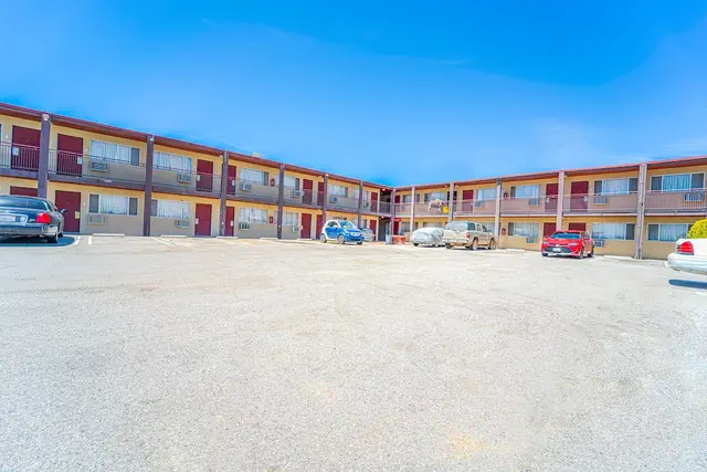 Photo 1 - Mojave Hotel