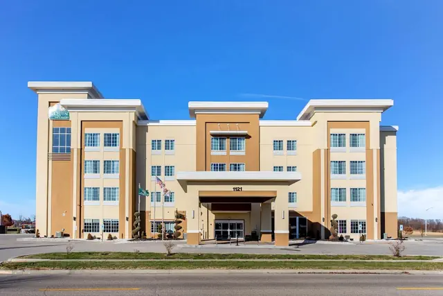 Photo 1 - La Quinta Inn & Suites by Wyndham Springfield IL