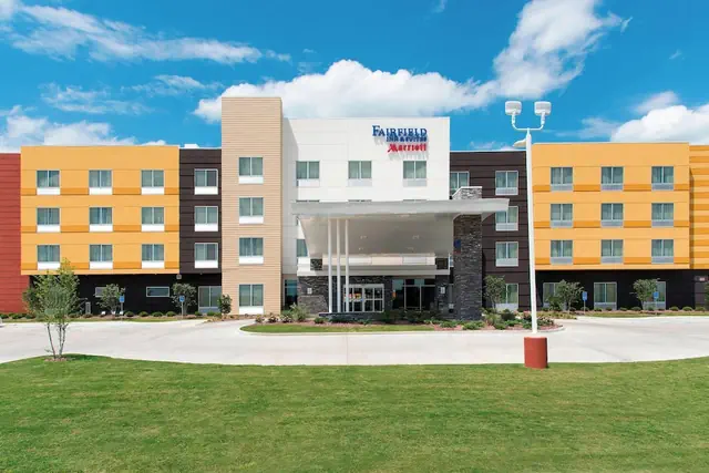 Photo 1 - Fairfield Inn & Suites by Marriott Jackson Clinton