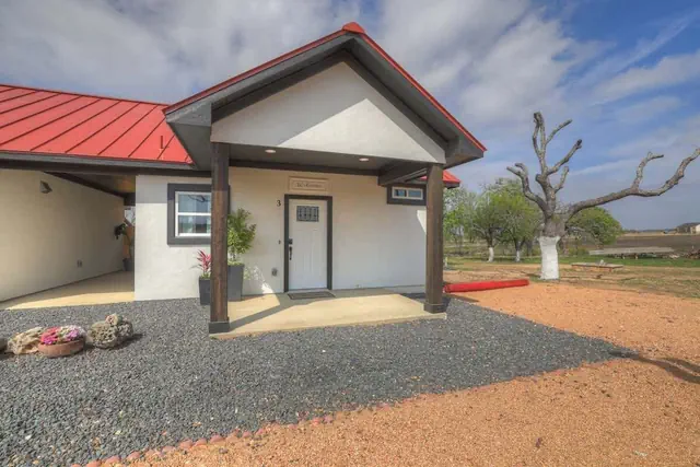Photo 1 - Modern Casita With Hot Tub Six Minutes From Main Street